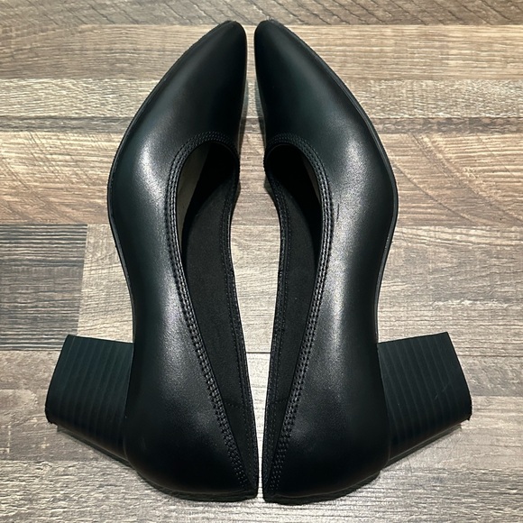 Clark’s Ellanie Hope Block Heel - Picture 8 of 12